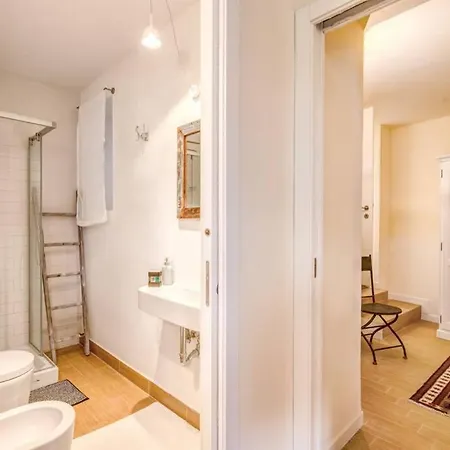 Appartamento Nel Cuore Di Rocca Di Mezzo Apartment *